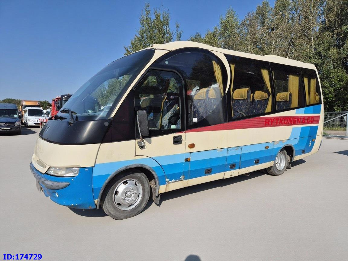 MERCEDES-BENZ Vario 815 26-Seater - Μικρό λεωφορείο, Πούλμαν: φωτογραφία 1 MERCEDES-BENZ Vario 815 26-Seater - Μικρό λεωφορείο, Πούλμαν: φωτογραφία 1