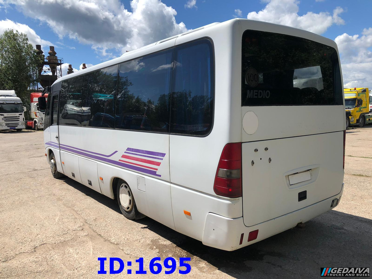 MERCEDES-BENZ Vario Medio 815 30-Seater - Πούλμαν: φωτογραφία 5 MERCEDES-BENZ Vario Medio 815 30-Seater - Πούλμαν: φωτογραφία 5