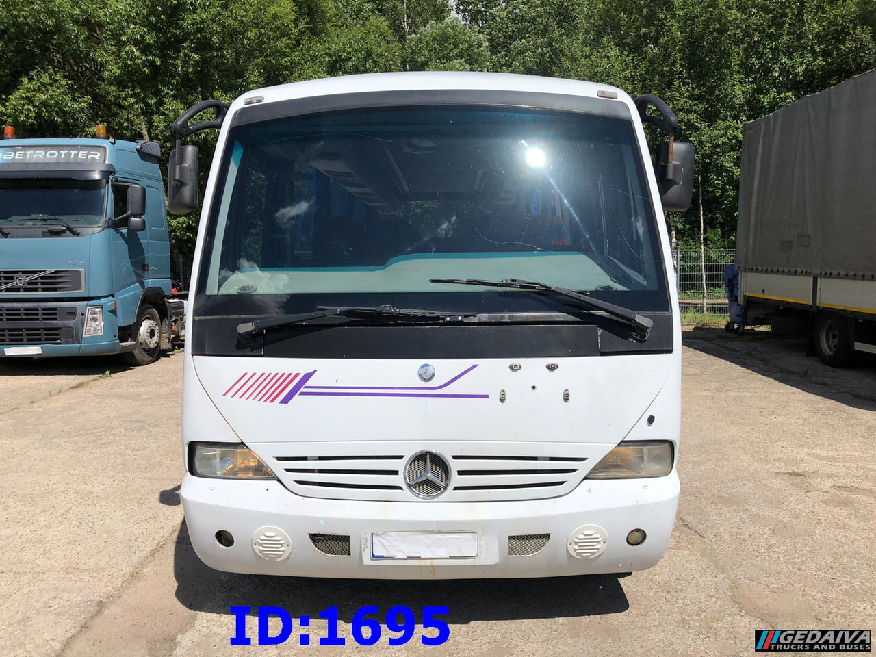 MERCEDES-BENZ Vario Medio 815 30-Seater - Πούλμαν: φωτογραφία 2 MERCEDES-BENZ Vario Medio 815 30-Seater - Πούλμαν: φωτογραφία 2