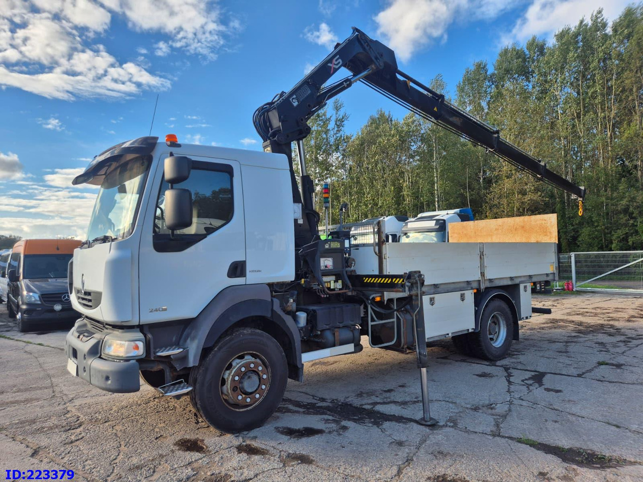 Φορτηγό με ανοιχτή καρότσα RENAULT Midlum 240.16 4x4 + HIAB 122 E-3 HIDUO: φωτογραφία 1
