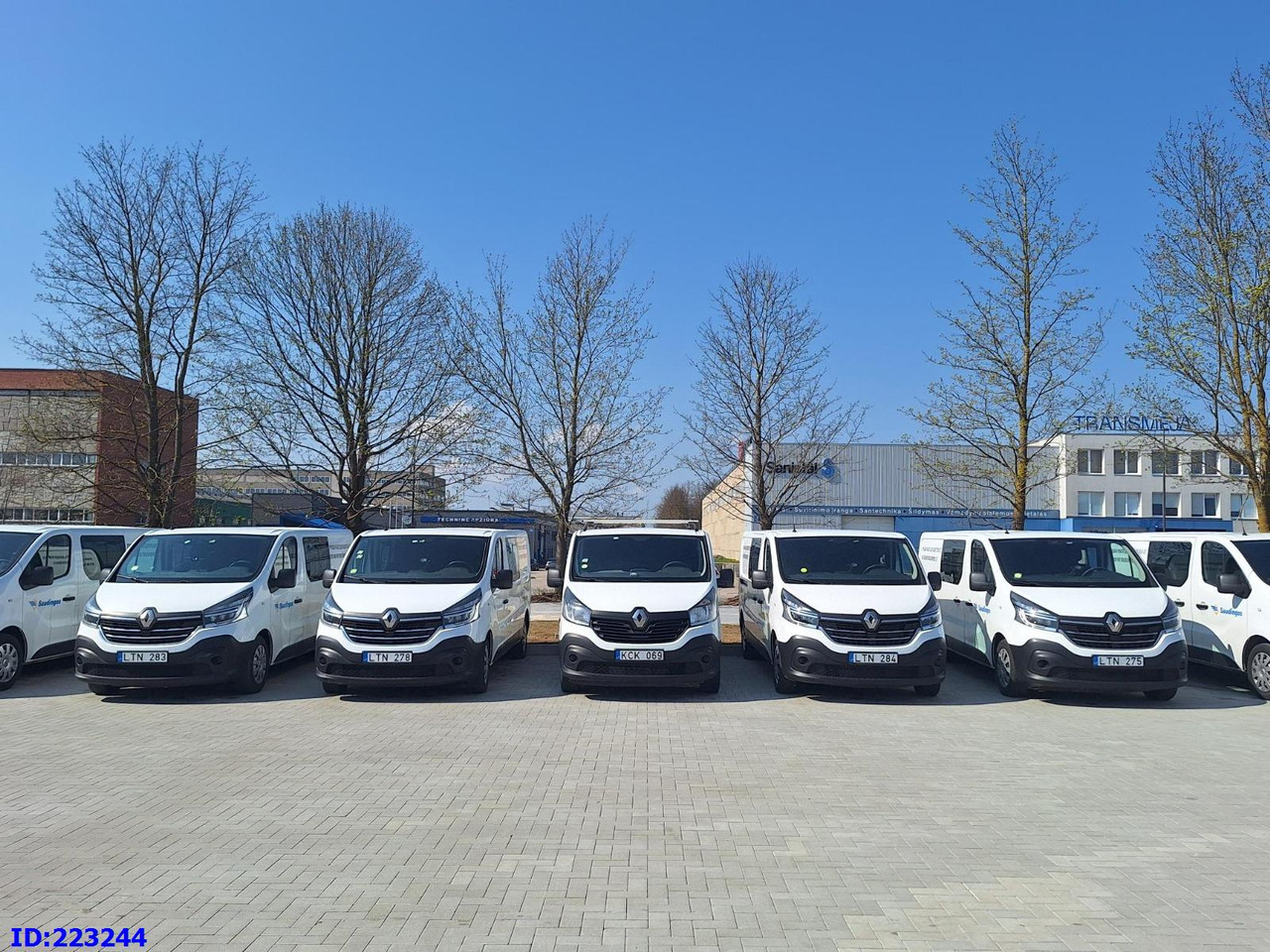 RENAULT Trafic (6pcs. available) - Διπλοκάμπινο ελαφρύ επαγγελματικό: φωτογραφία 2 RENAULT Trafic (6pcs. available) - Διπλοκάμπινο ελαφρύ επαγγελματικό: φωτογραφία 2