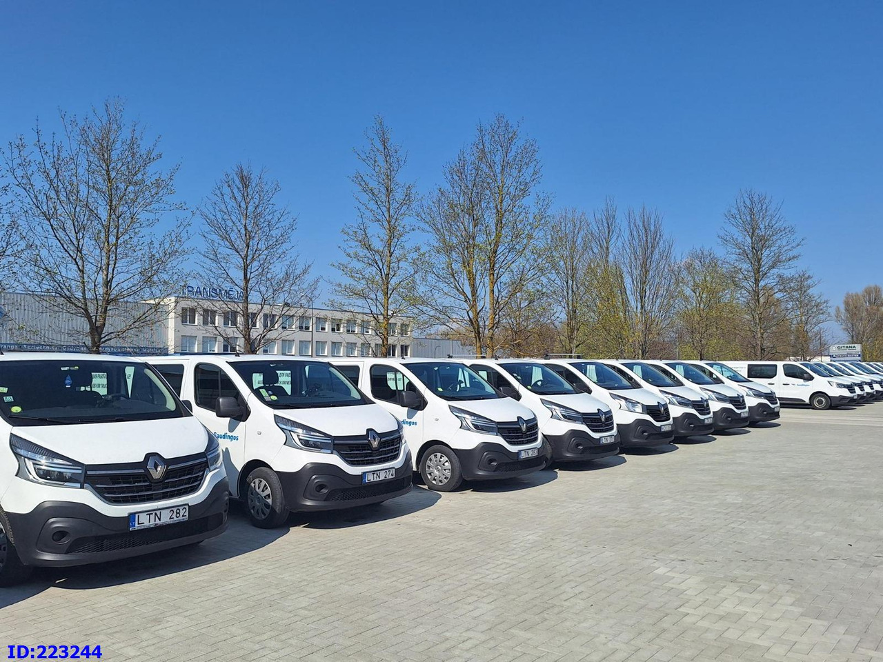 RENAULT Trafic (6pcs. available) - Διπλοκάμπινο ελαφρύ επαγγελματικό: φωτογραφία 1 RENAULT Trafic (6pcs. available) - Διπλοκάμπινο ελαφρύ επαγγελματικό: φωτογραφία 1