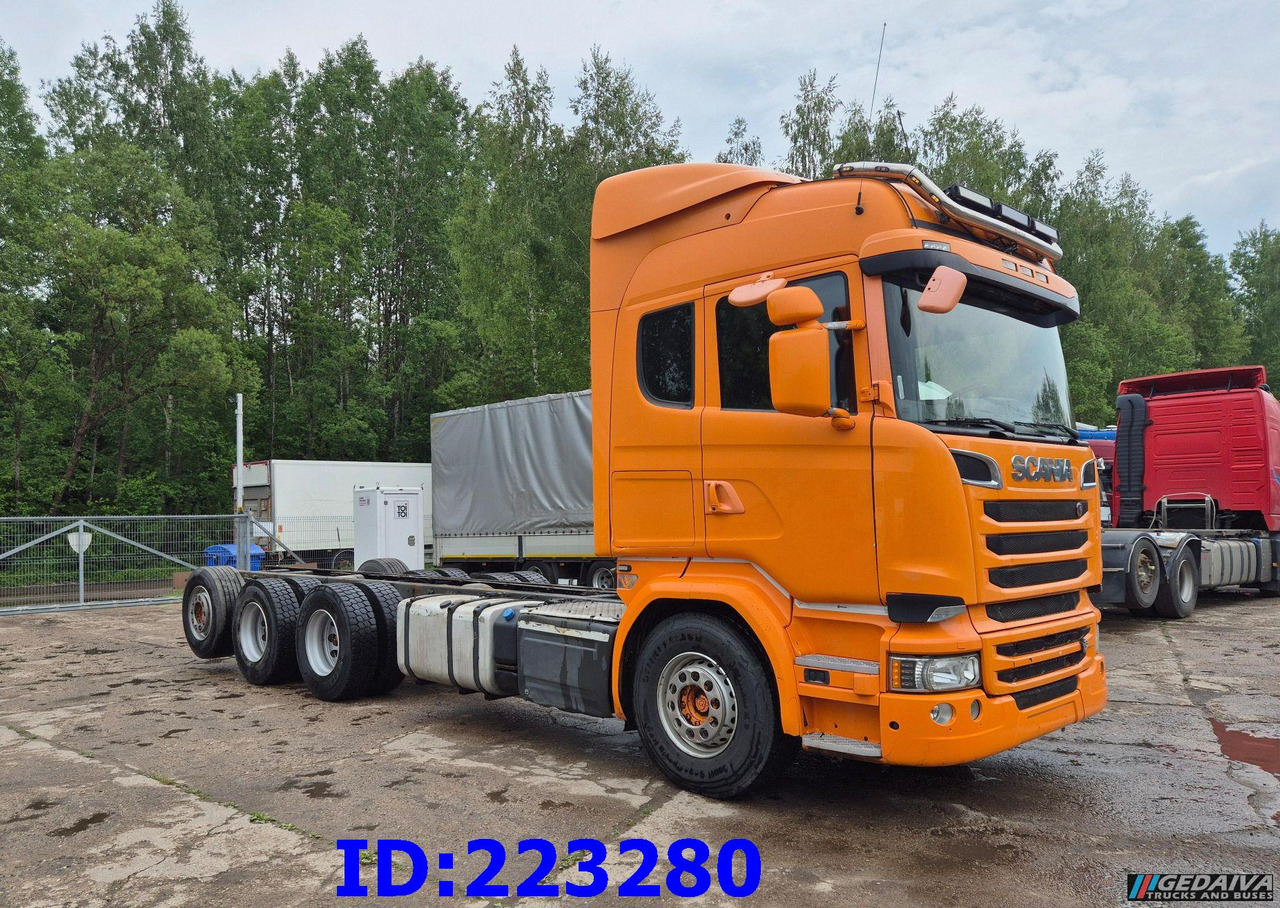 SCANIA R580 V8 8X4 Retarder (Steering axle) - Φορτηγό σασί: φωτογραφία 4 SCANIA R580 V8 8X4 Retarder (Steering axle) - Φορτηγό σασί: φωτογραφία 4