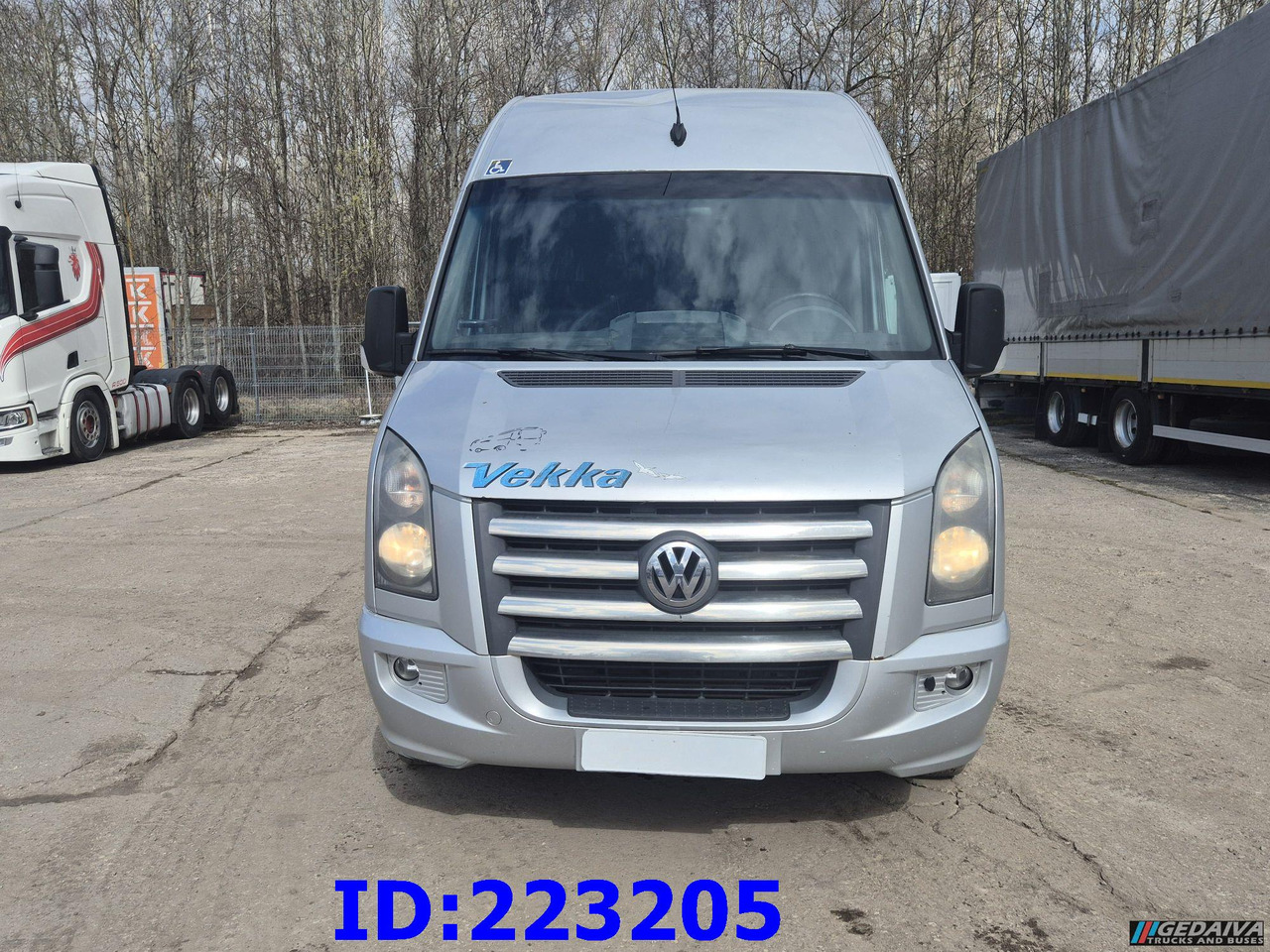 VOLKSWAGEN Crafter VIP - 17-seats - Euro5 - Πούλμαν: φωτογραφία 2 VOLKSWAGEN Crafter VIP - 17-seats - Euro5 - Πούλμαν: φωτογραφία 2