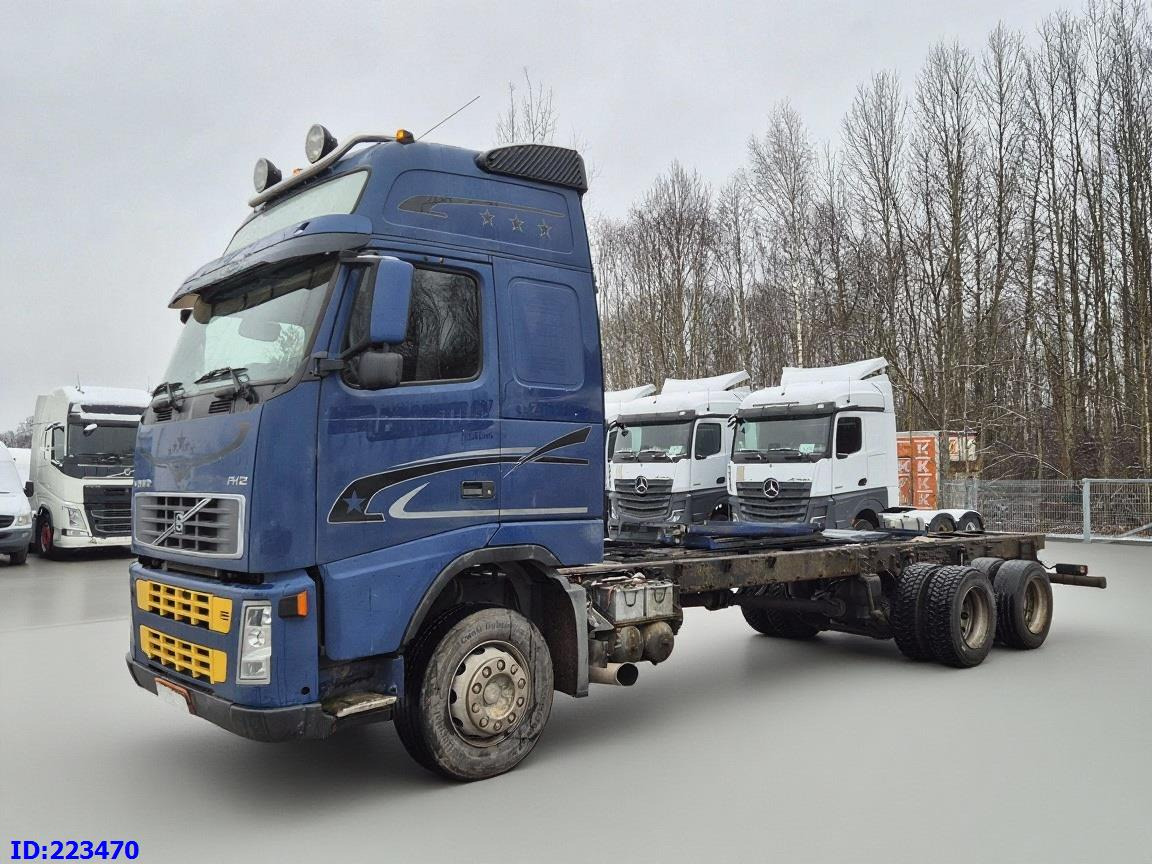 VOLVO FH12 420HP 6x2 - Φορτηγό σασί: φωτογραφία 1 VOLVO FH12 420HP 6x2 - Φορτηγό σασί: φωτογραφία 1