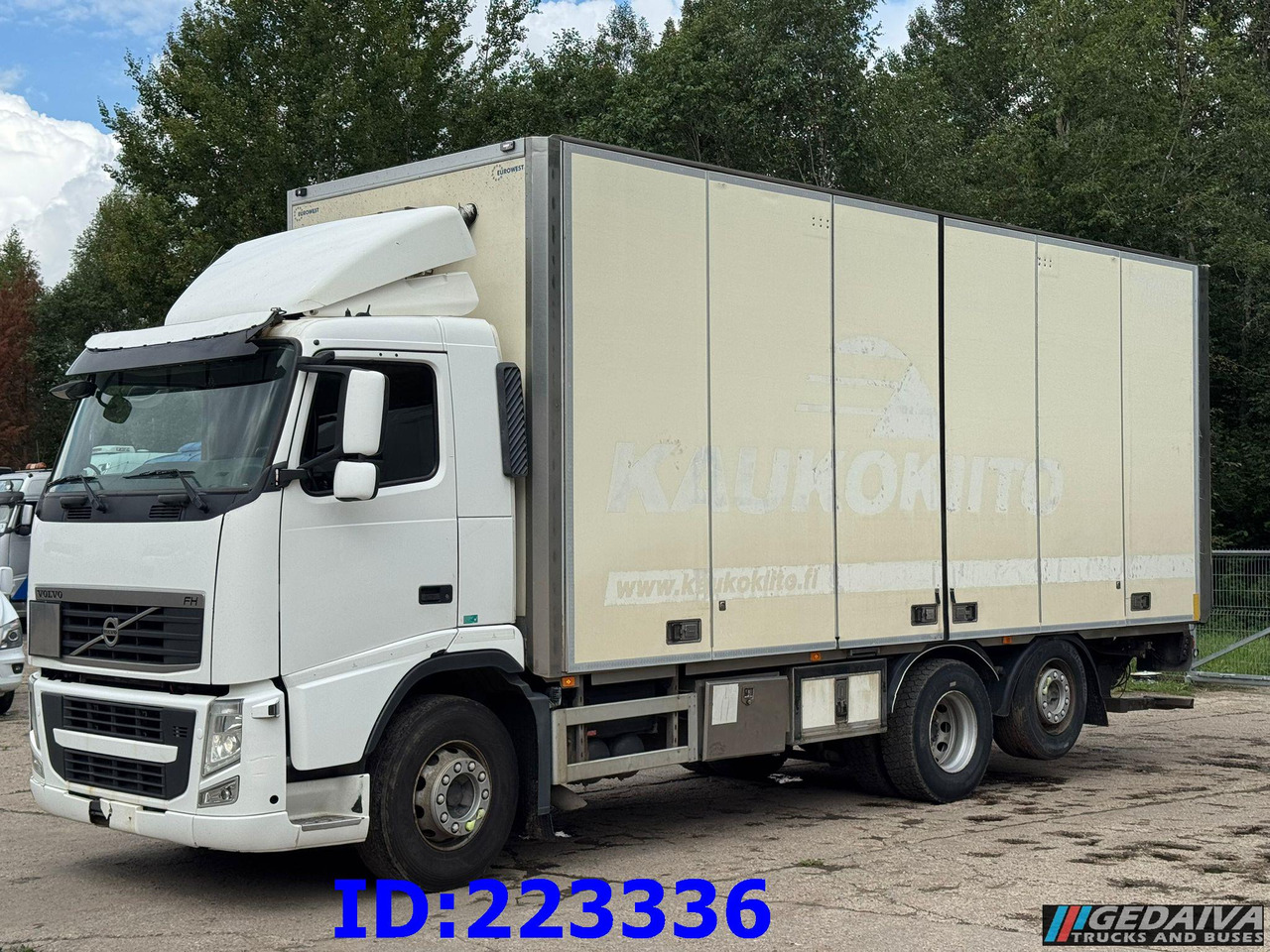 VOLVO FH13 460HP 6x2 OPEN SIDE BOX - Φορτηγό κόφα: φωτογραφία 1 VOLVO FH13 460HP 6x2 OPEN SIDE BOX - Φορτηγό κόφα: φωτογραφία 1