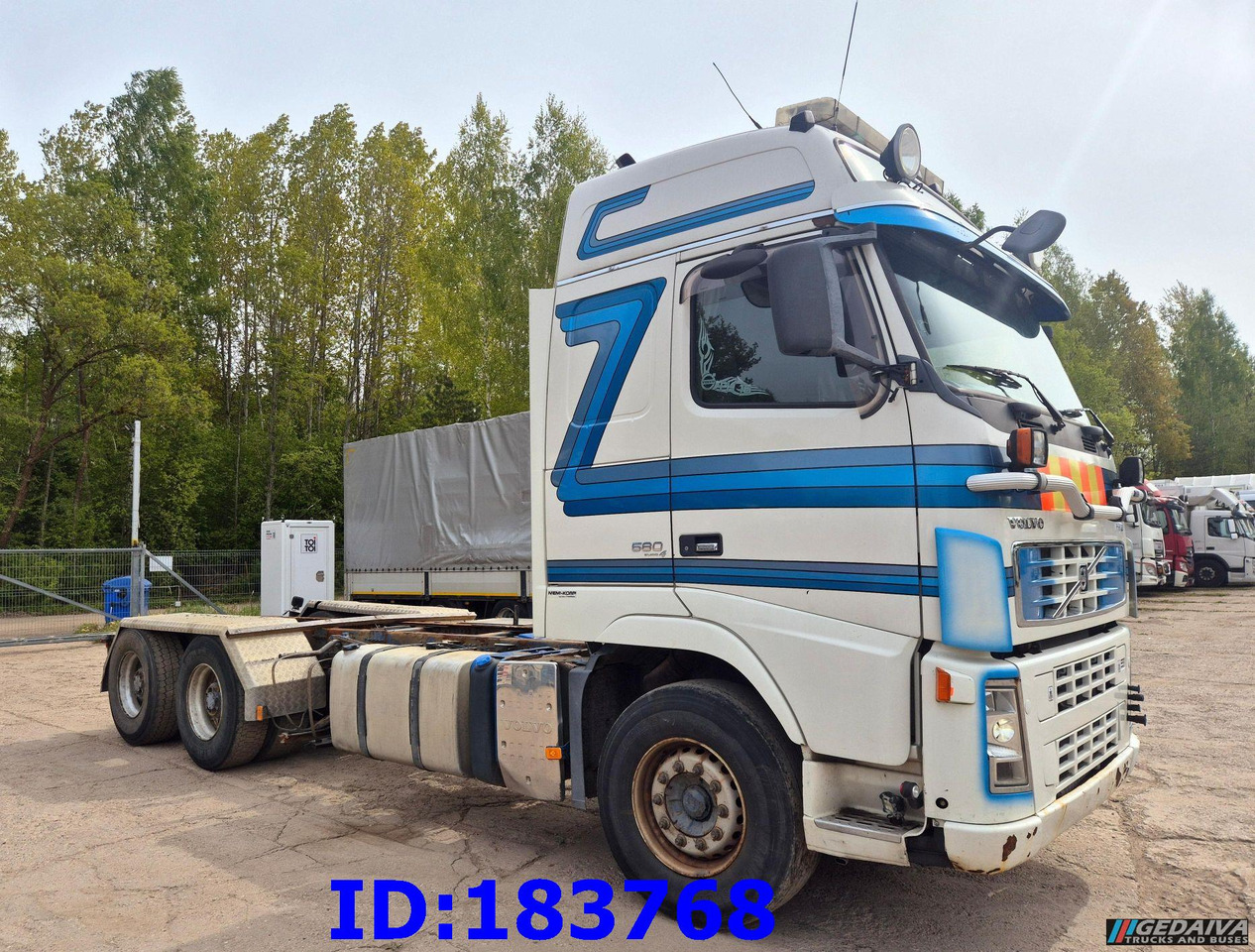 VOLVO FH16 580HP 6x4 BigAxles - Φορτηγό σασί: φωτογραφία 4 VOLVO FH16 580HP 6x4 BigAxles - Φορτηγό σασί: φωτογραφία 4