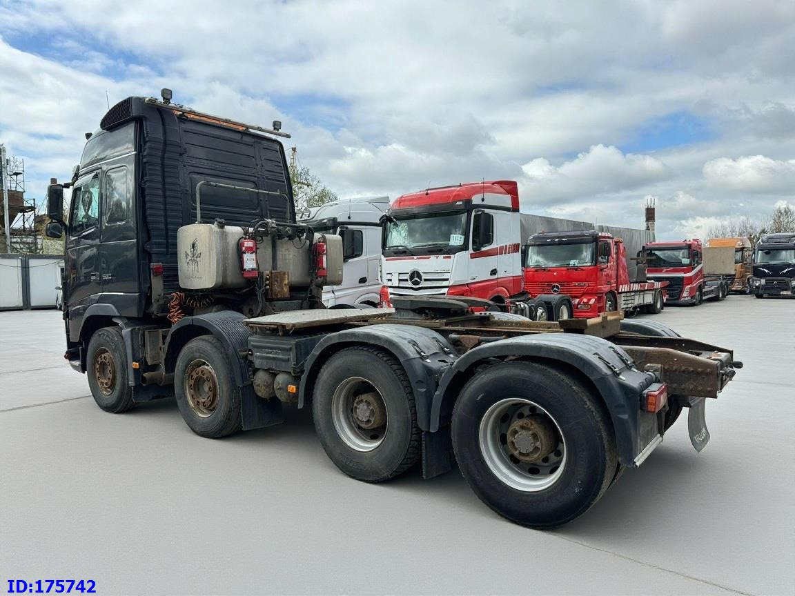 VOLVO FH16 660HP 8x4 - Τράκτορας: φωτογραφία 4 VOLVO FH16 660HP 8x4 - Τράκτορας: φωτογραφία 4