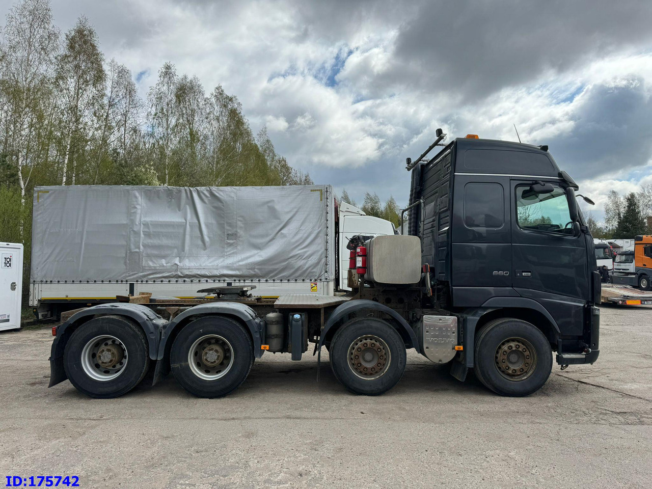 VOLVO FH16  660HP  8x4 - Τράκτορας: φωτογραφία 5 VOLVO FH16  660HP  8x4 - Τράκτορας: φωτογραφία 5