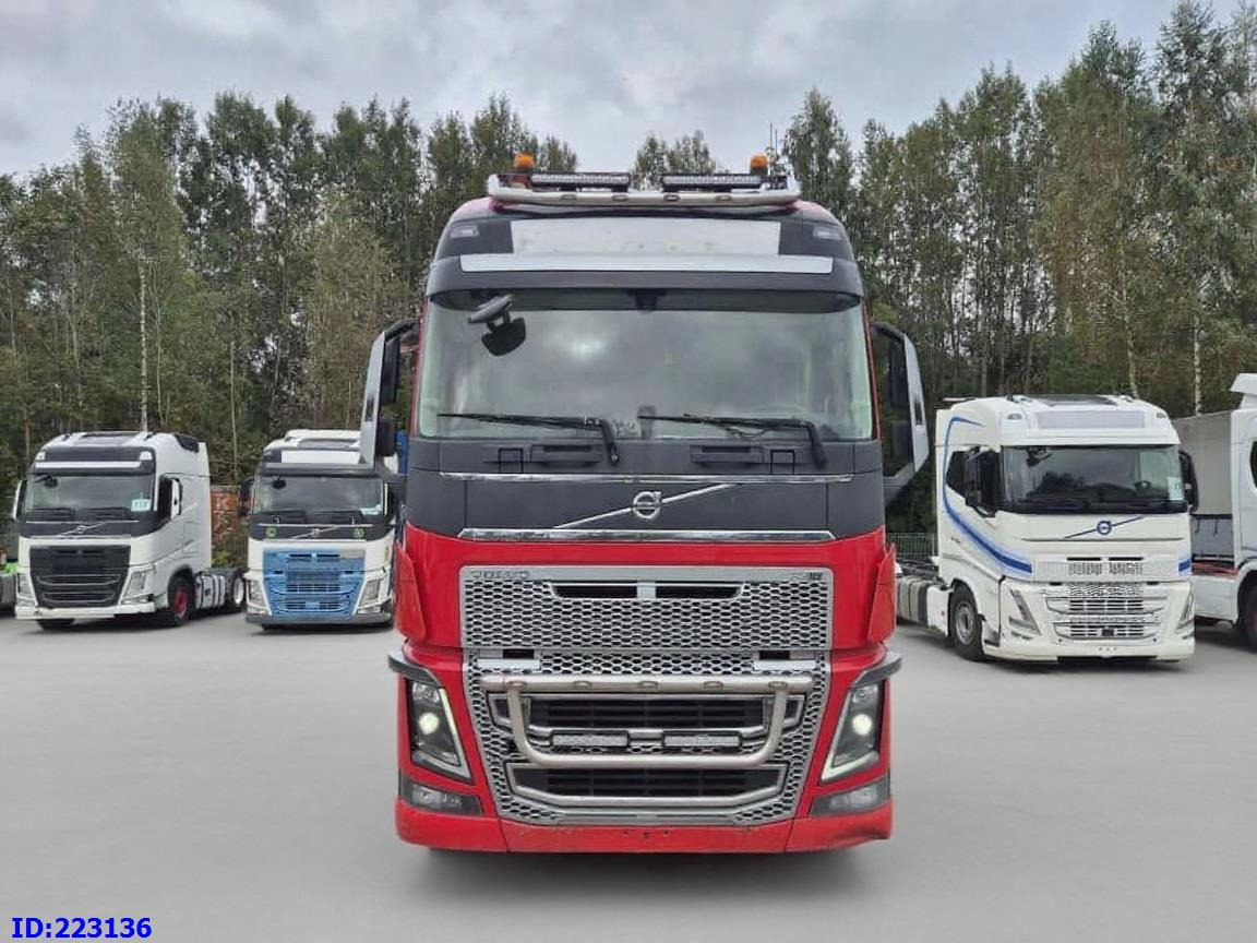 VOLVO FH16 750HP - 8x4 -Big Axles - Φορτηγό σασί: φωτογραφία 4 VOLVO FH16 750HP - 8x4 -Big Axles - Φορτηγό σασί: φωτογραφία 4