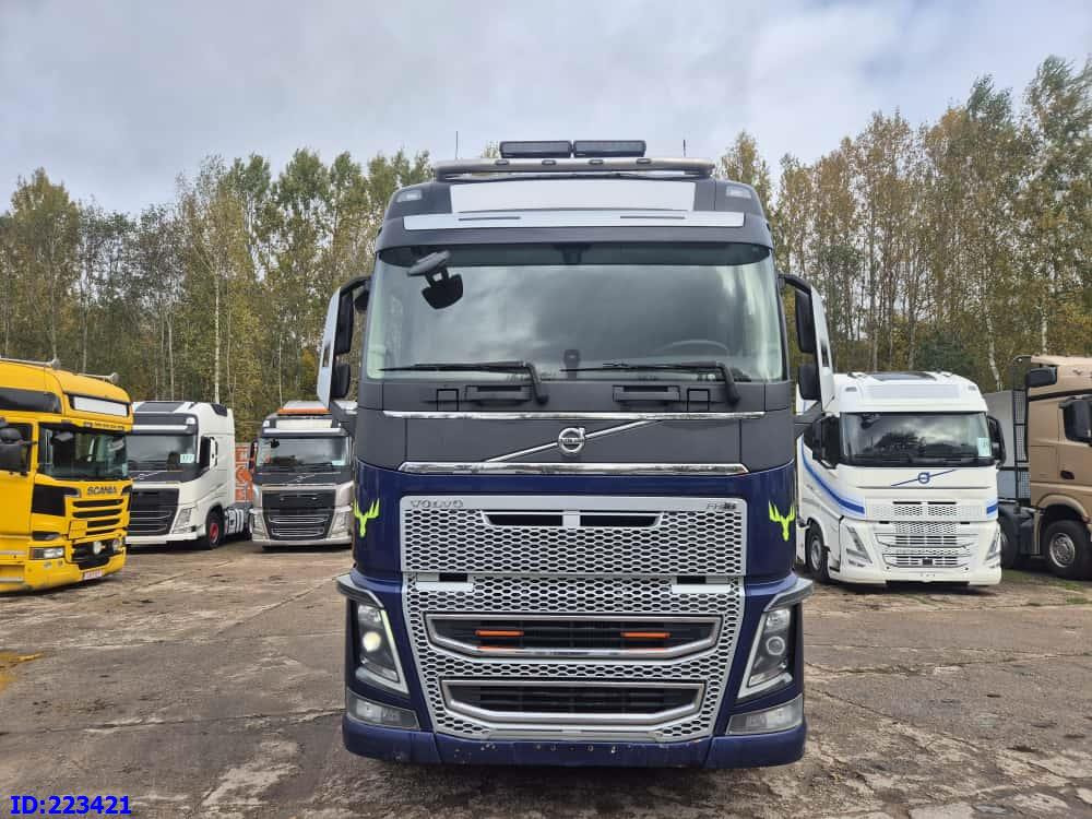 VOLVO FH16 750HP 8x4 +  KESLA CRANE - Φορτηγό ξυλείας: φωτογραφία 2 VOLVO FH16 750HP 8x4 +  KESLA CRANE - Φορτηγό ξυλείας: φωτογραφία 2