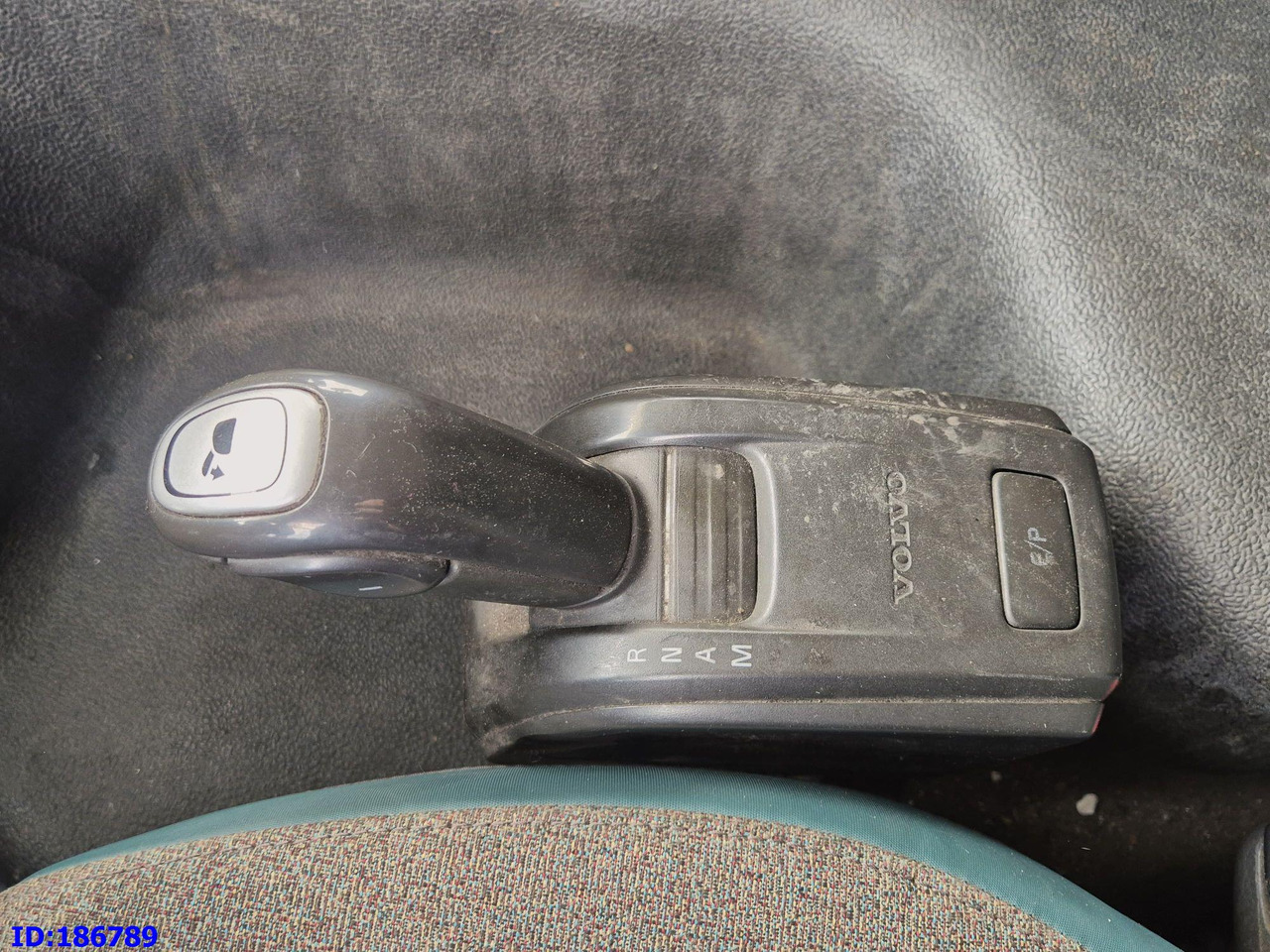 Φορτηγό σασί VOLVO FM13 500HP 6x2: φωτογραφία 15