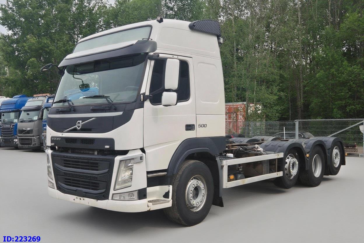 VOLVO FM13 500HP 8x2 (2 steering axels) - Φορτηγό σασί: φωτογραφία 1 VOLVO FM13 500HP 8x2 (2 steering axels) - Φορτηγό σασί: φωτογραφία 1