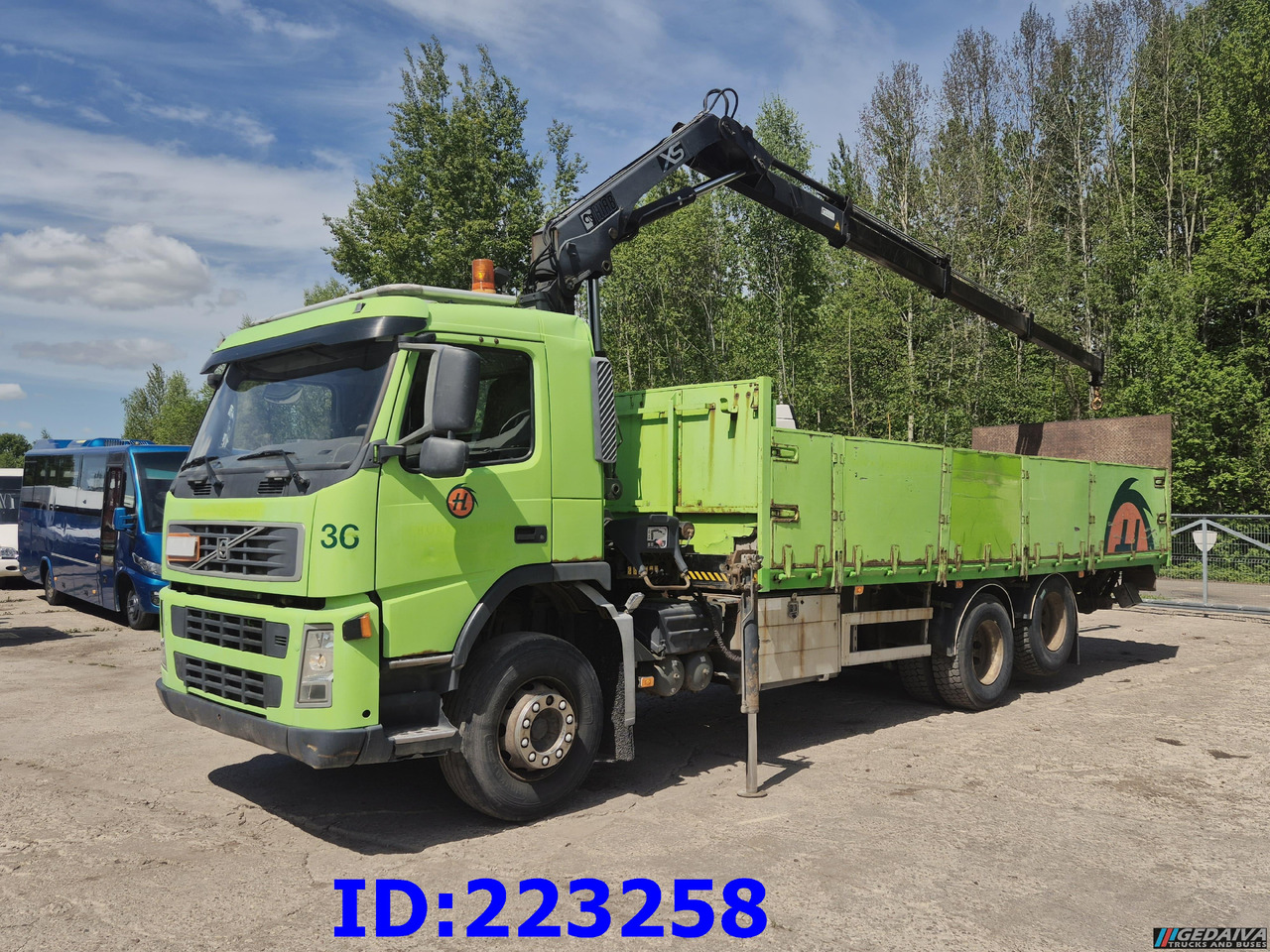 VOLVO FM9 300HP 6x2 + HIAB 144B -3 CL - Φορτηγό με ανοιχτή καρότσα: φωτογραφία 1 VOLVO FM9 300HP 6x2 + HIAB 144B -3 CL - Φορτηγό με ανοιχτή καρότσα: φωτογραφία 1
