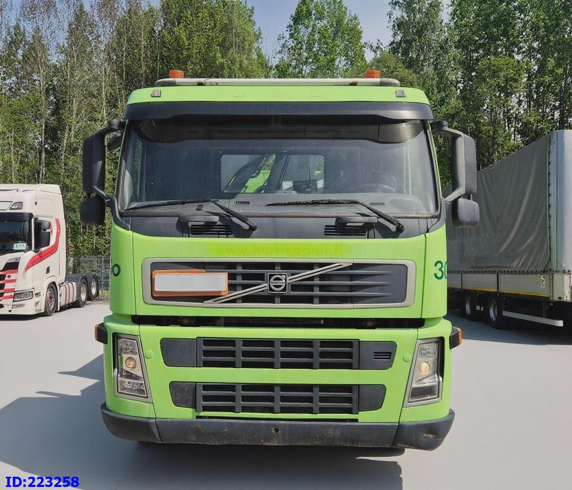 VOLVO FM9 300HP 6x2 + HIAB 144B -3 CL - Φορτηγό με ανοιχτή καρότσα: φωτογραφία 2 VOLVO FM9 300HP 6x2 + HIAB 144B -3 CL - Φορτηγό με ανοιχτή καρότσα: φωτογραφία 2