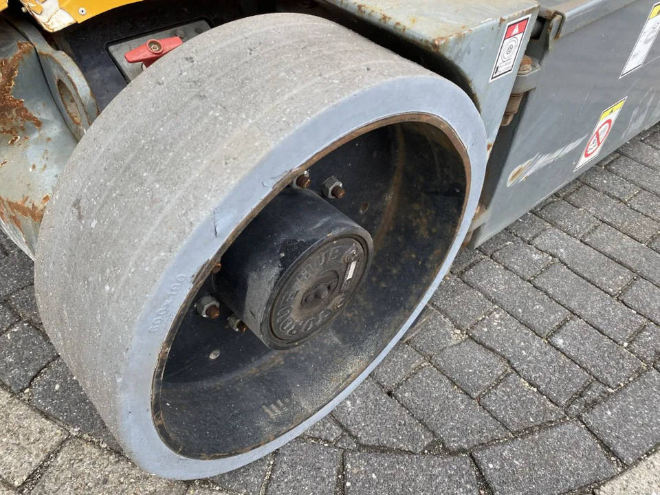 Καλαθοφόρο ανυψωτικό HAULOTTE HA 12 CJ+: φωτογραφία 8 Καλαθοφόρο ανυψωτικό HAULOTTE HA 12 CJ+: φωτογραφία 8