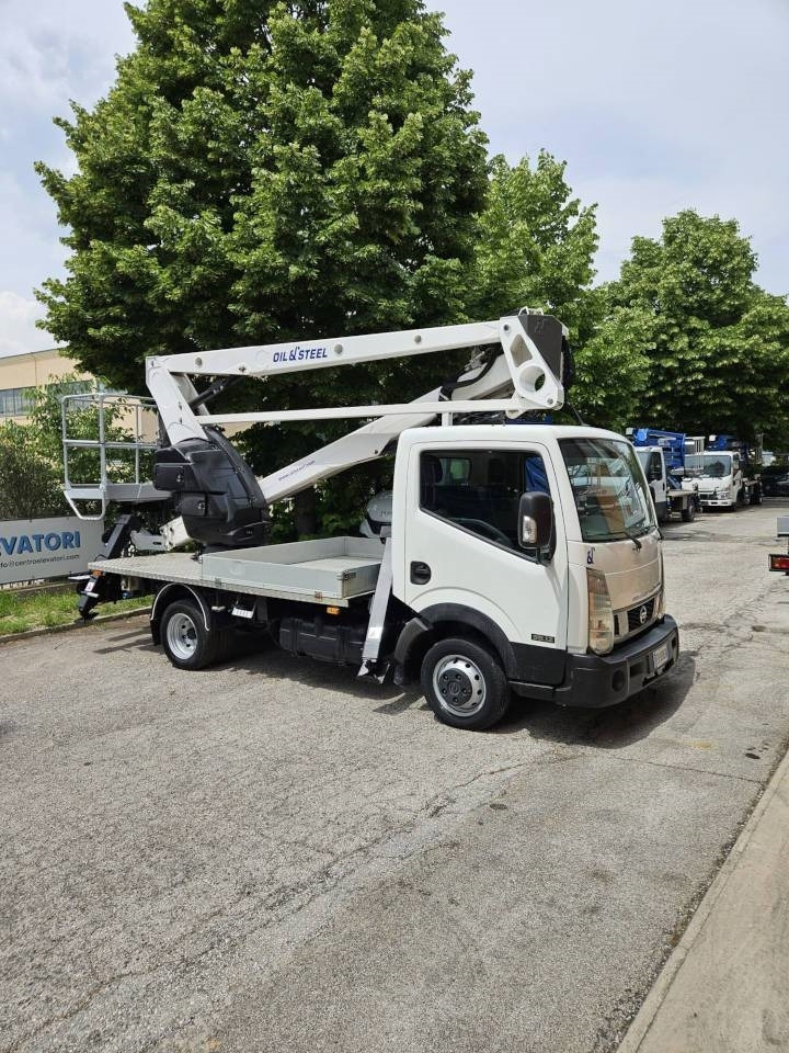 Φορτηγό με εναέρια πλατφόρμα Oil & Steel Snake 21.12: φωτογραφία 15 Φορτηγό με εναέρια πλατφόρμα Oil & Steel Snake 21.12: φωτογραφία 15