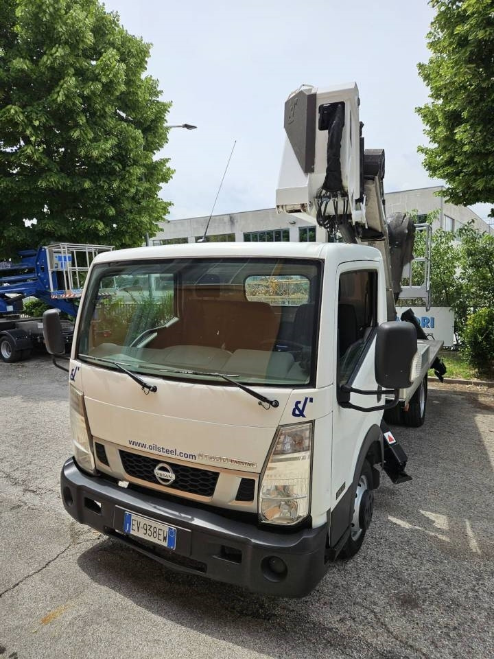 Φορτηγό με εναέρια πλατφόρμα Oil & Steel Snake 21.12: φωτογραφία 16 Φορτηγό με εναέρια πλατφόρμα Oil & Steel Snake 21.12: φωτογραφία 16