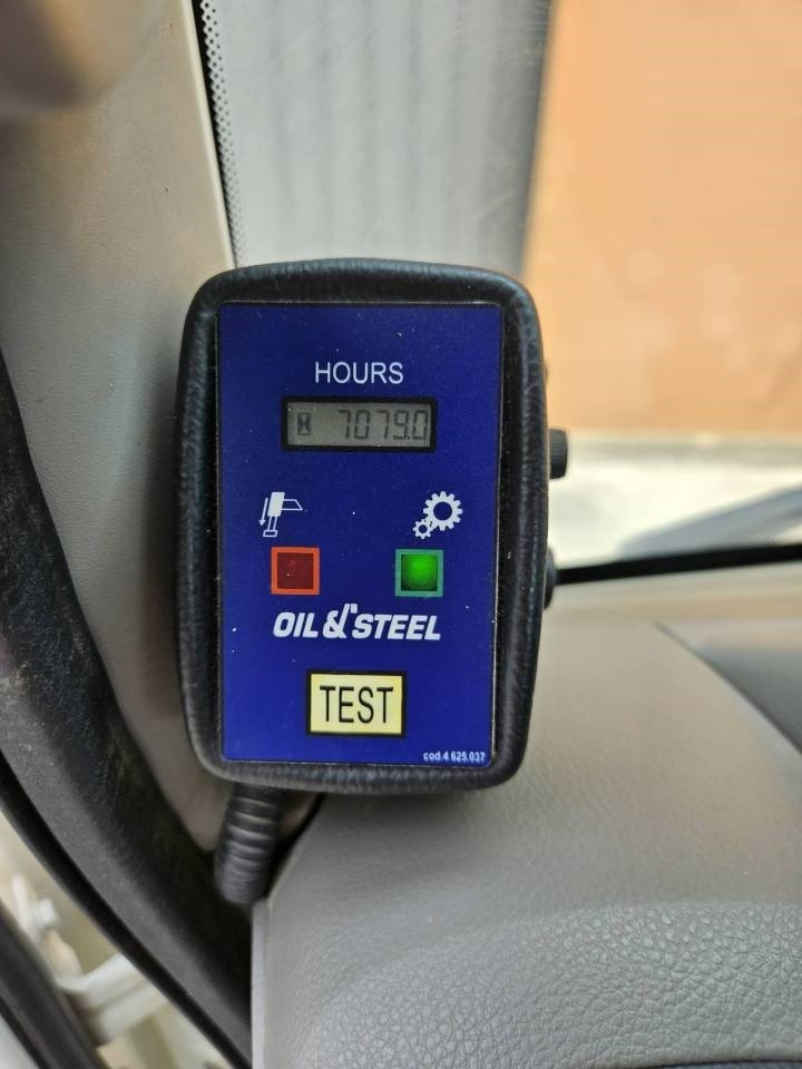 Oil & Steel Snake 21.12 - Φορτηγό με εναέρια πλατφόρμα: φωτογραφία 3 Oil & Steel Snake 21.12 - Φορτηγό με εναέρια πλατφόρμα: φωτογραφία 3