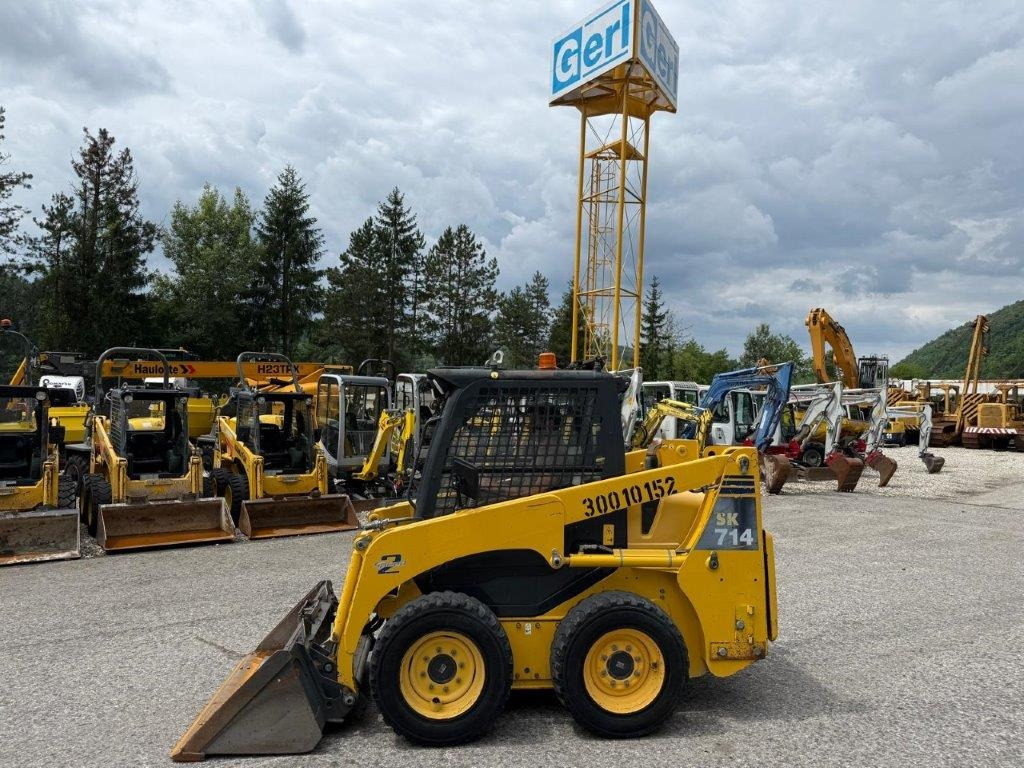 Komatsu SK714-5 (4026) - Φορτωτής πλάγιας ολίσθησης: φωτογραφία 3 Komatsu SK714-5 (4026) - Φορτωτής πλάγιας ολίσθησης: φωτογραφία 3