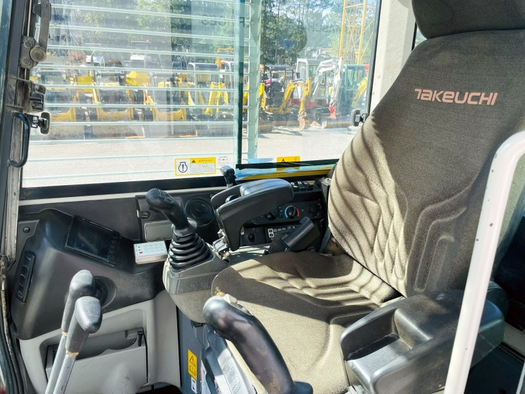 Takeuchi TB280FR (4050) - Μίνι εκσκαφέας: φωτογραφία 5 Takeuchi TB280FR (4050) - Μίνι εκσκαφέας: φωτογραφία 5