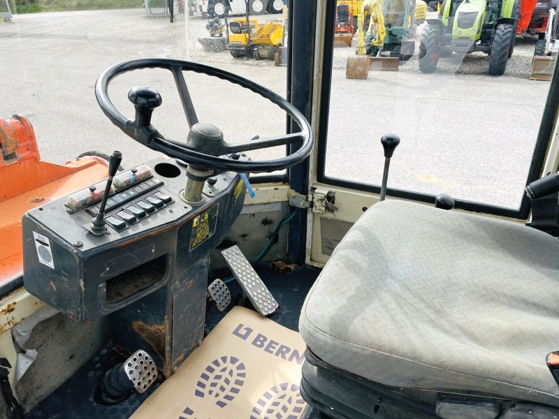 Terex-Schaeff SKS 631 (3509) - Ελαστιχοφόρος φορτωτής: φωτογραφία 5 Terex-Schaeff SKS 631 (3509) - Ελαστιχοφόρος φορτωτής: φωτογραφία 5