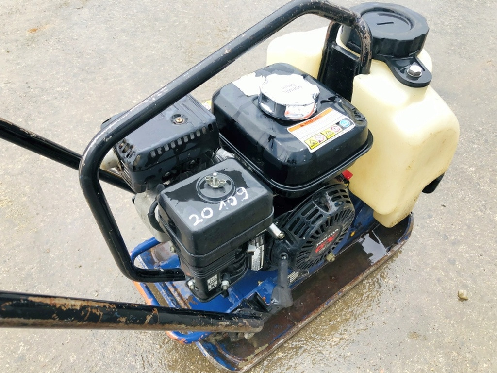 Verschiedenes MIKASA MVCF60HVAS (3931) - Δονητική πλάκα: φωτογραφία 2 Verschiedenes MIKASA MVCF60HVAS (3931) - Δονητική πλάκα: φωτογραφία 2