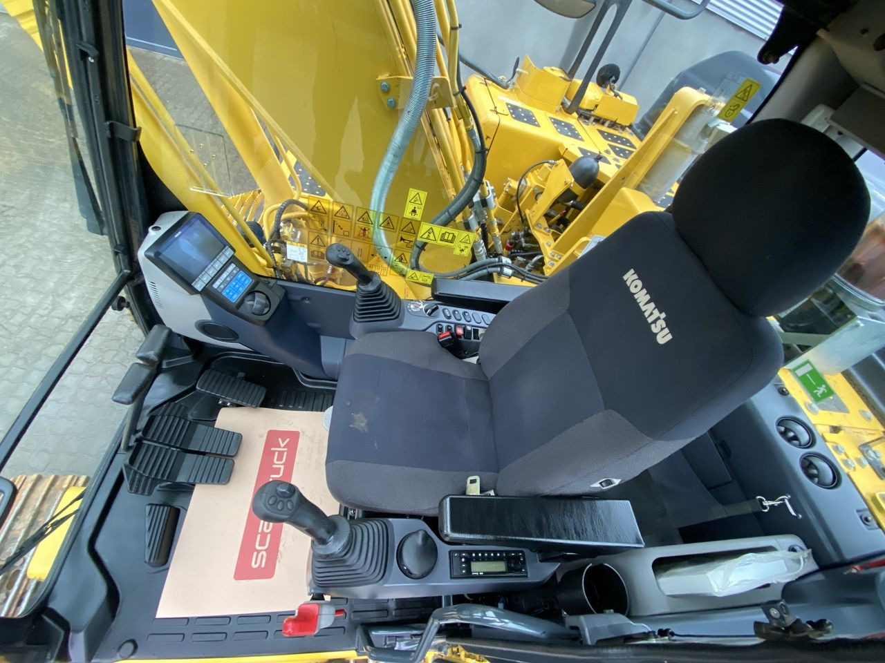 Komatsu PC170LC-11EO - Ερπυστριοφόρος εκσκαφέας: φωτογραφία 3 Komatsu PC170LC-11EO - Ερπυστριοφόρος εκσκαφέας: φωτογραφία 3