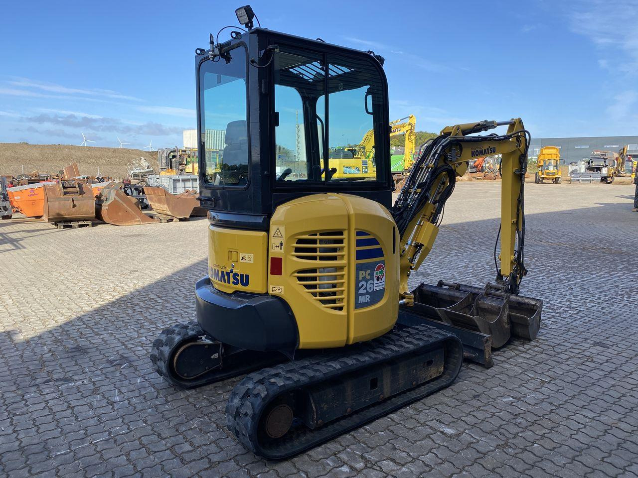 Komatsu PC26MR-3 - Μίνι εκσκαφέας: φωτογραφία 4 Komatsu PC26MR-3 - Μίνι εκσκαφέας: φωτογραφία 4
