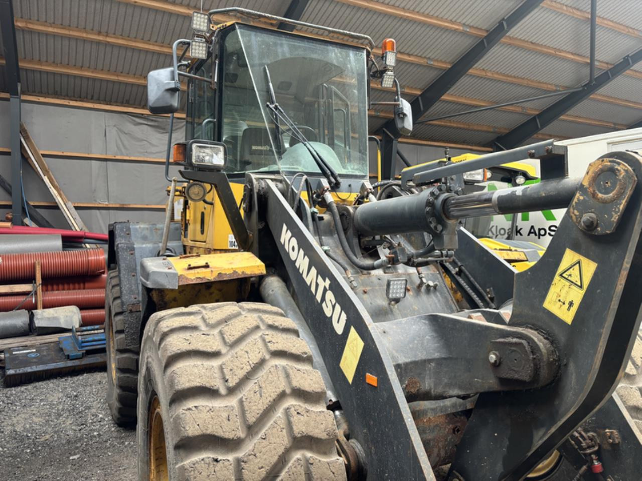 Komatsu WA250PZ-5 - Ελαστιχοφόρος φορτωτής: φωτογραφία 3 Komatsu WA250PZ-5 - Ελαστιχοφόρος φορτωτής: φωτογραφία 3