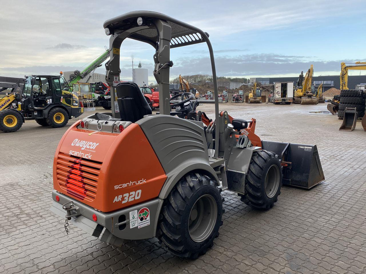 Weycor AR320 Agrar - Σπαστός φορτωτής: φωτογραφία 4 Weycor AR320 Agrar - Σπαστός φορτωτής: φωτογραφία 4