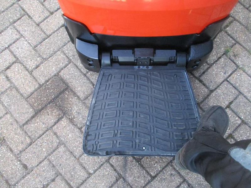 BT SWE 200D - Μηχάνημα στοίβαξης: φωτογραφία 5 BT SWE 200D - Μηχάνημα στοίβαξης: φωτογραφία 5