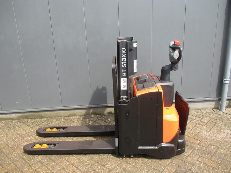 BT SWE 200D - Μηχάνημα στοίβαξης: φωτογραφία 1 BT SWE 200D - Μηχάνημα στοίβαξης: φωτογραφία 1