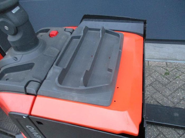 Toyota LPE 250 - Παλετοφόρο: φωτογραφία 5 Toyota LPE 250 - Παλετοφόρο: φωτογραφία 5