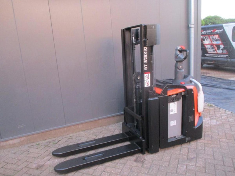 Toyota SPE200D - Παλετοφόρο: φωτογραφία 2 Toyota SPE200D - Παλετοφόρο: φωτογραφία 2