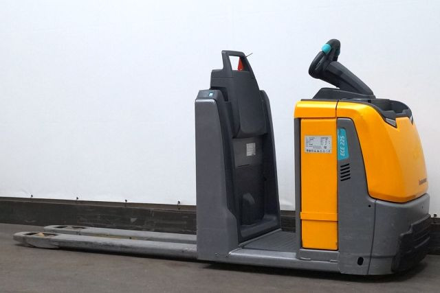 Jungheinrich ECE225 - Μηχάνημα συλλογής παραγγελιών: φωτογραφία 2 Jungheinrich ECE225 - Μηχάνημα συλλογής παραγγελιών: φωτογραφία 2