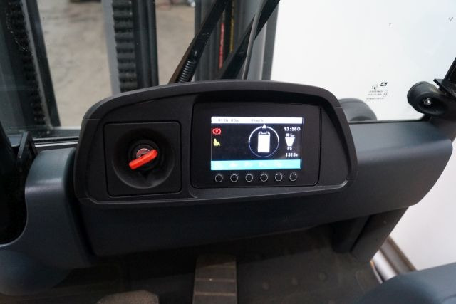 Jungheinrich EFG320 - Ηλεκτροκίνητο περονοφόρο: φωτογραφία 4 Jungheinrich EFG320 - Ηλεκτροκίνητο περονοφόρο: φωτογραφία 4