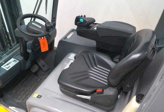 Jungheinrich EFG320 - Ηλεκτροκίνητο περονοφόρο: φωτογραφία 4 Jungheinrich EFG320 - Ηλεκτροκίνητο περονοφόρο: φωτογραφία 4