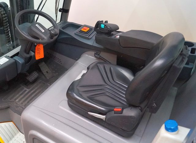 Jungheinrich EFG425k - Ηλεκτροκίνητο περονοφόρο: φωτογραφία 4 Jungheinrich EFG425k - Ηλεκτροκίνητο περονοφόρο: φωτογραφία 4