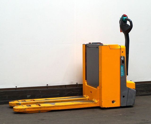 Jungheinrich EJE C20 - Παλετοφόρο: φωτογραφία 1 Jungheinrich EJE C20 - Παλετοφόρο: φωτογραφία 1