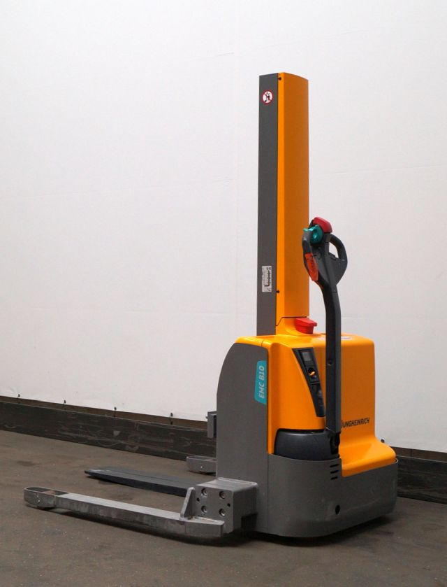 Jungheinrich EMC B10 - Μηχάνημα στοίβαξης: φωτογραφία 2 Jungheinrich EMC B10 - Μηχάνημα στοίβαξης: φωτογραφία 2