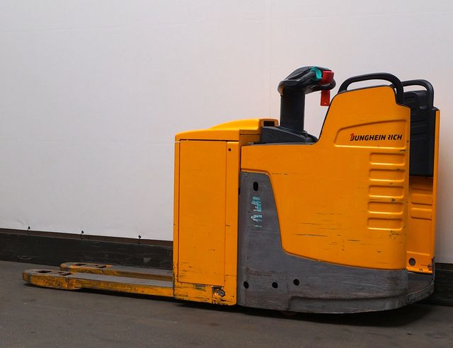 Jungheinrich ERE225 - Παλετοφόρο: φωτογραφία 2 Jungheinrich ERE225 - Παλετοφόρο: φωτογραφία 2