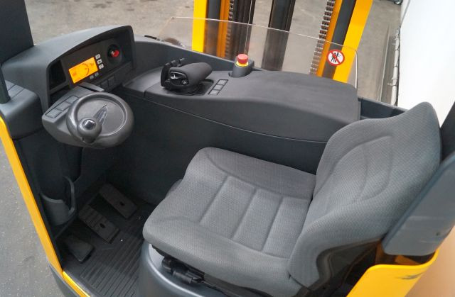 Jungheinrich ETV214 - Ανυψωτικό στενών δρόμων: φωτογραφία 3 Jungheinrich ETV214 - Ανυψωτικό στενών δρόμων: φωτογραφία 3