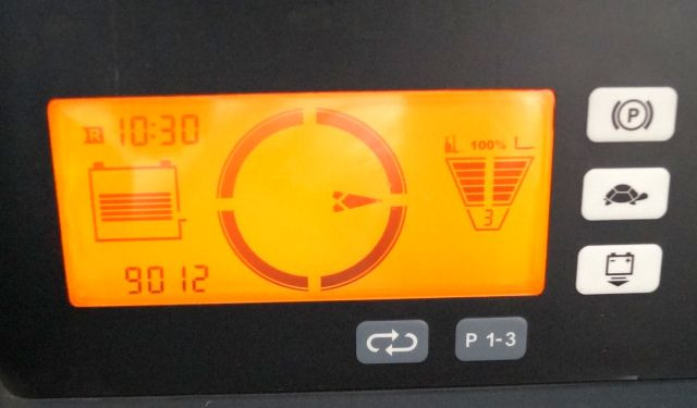 Jungheinrich ETV214 - Ανυψωτικό στενών δρόμων: φωτογραφία 4 Jungheinrich ETV214 - Ανυψωτικό στενών δρόμων: φωτογραφία 4