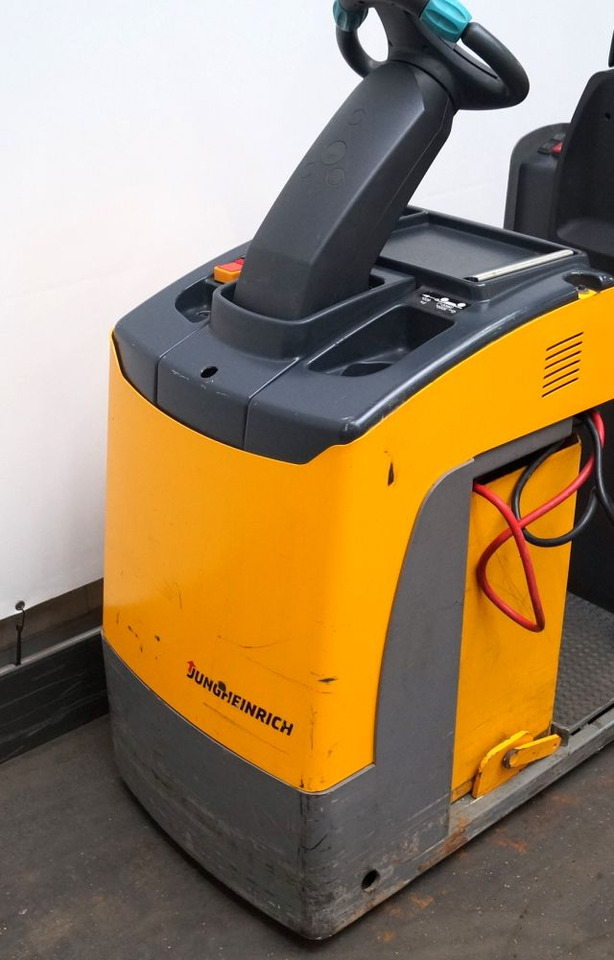 Jungheinrich EZS130 - Μηχάνημα έλξης: φωτογραφία 3 Jungheinrich EZS130 - Μηχάνημα έλξης: φωτογραφία 3