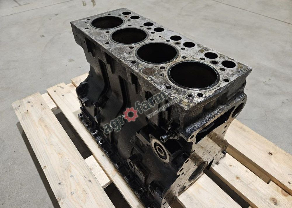 Blok silnika Massey Ferguson 6614, 6612, 6613 - Κινητήρας για Φορτηγό: φωτογραφία 2 Blok silnika Massey Ferguson 6614, 6612, 6613 - Κινητήρας για Φορτηγό: φωτογραφία 2