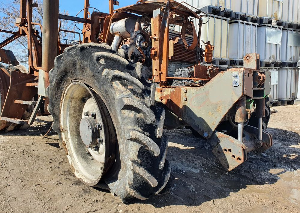 Claas Ares Renault 556 wał blok silnik głowica most zwolnica skrzynia - Κιβώτιο ταχυτήτων για Γεωργικά μηχανήματα: φωτογραφία 2 Claas Ares Renault 556 wał blok silnik głowica most zwolnica skrzynia - Κιβώτιο ταχυτήτων για Γεωργικά μηχανήματα: φωτογραφία 2