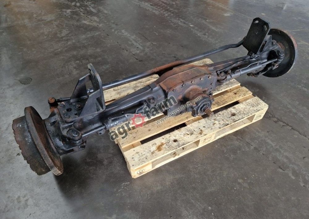 Most przedni Fiat New Holland M160 - Μετάδοσης κίνησης: φωτογραφία 1 Most przedni Fiat New Holland M160 - Μετάδοσης κίνησης: φωτογραφία 1