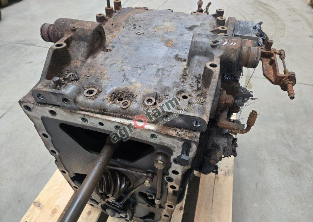 Skrzynia biegów Massey Ferguson 6614, Vario ML130 - Κιβώτιο ταχυτήτων: φωτογραφία 4 Skrzynia biegów Massey Ferguson 6614, Vario ML130 - Κιβώτιο ταχυτήτων: φωτογραφία 4