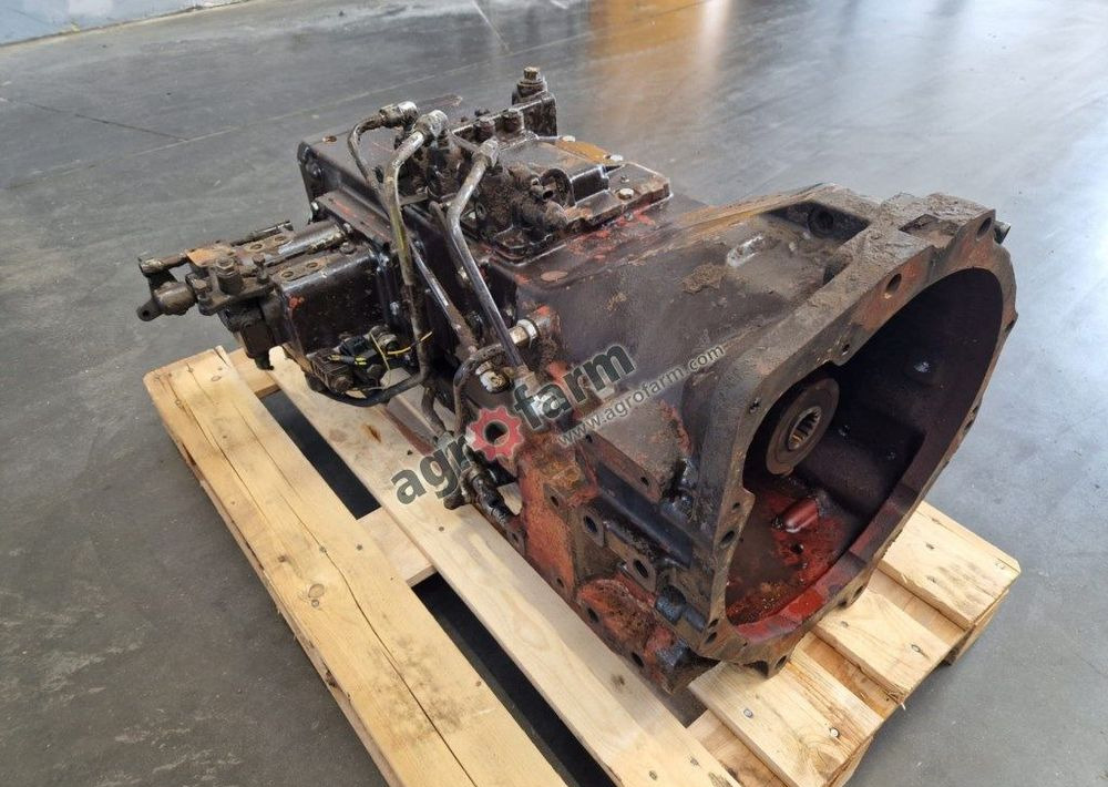 Skrzynia biegów New Holland M100 - Κιβώτιο ταχυτήτων: φωτογραφία 2 Skrzynia biegów New Holland M100 - Κιβώτιο ταχυτήτων: φωτογραφία 2